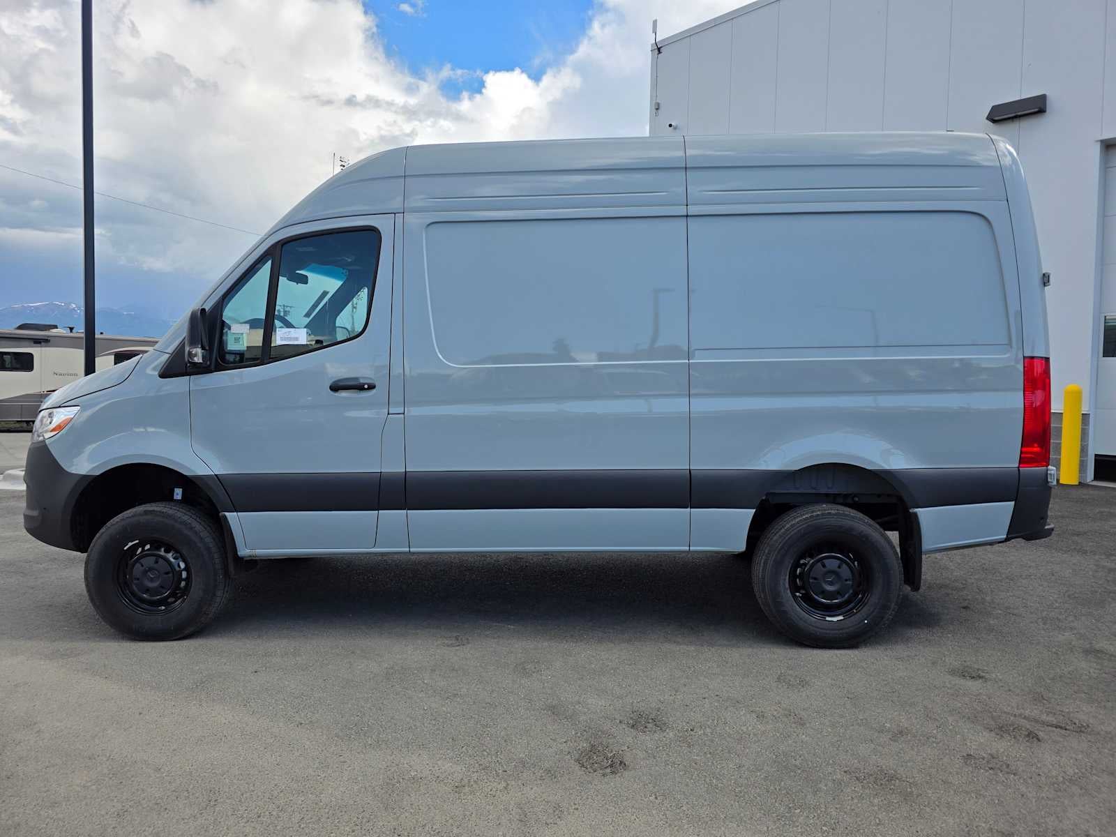 2025 Mercedes-Benz Sprinter Cargo Van 2500 Standard Roof I4 Diesel HO 144 AWD