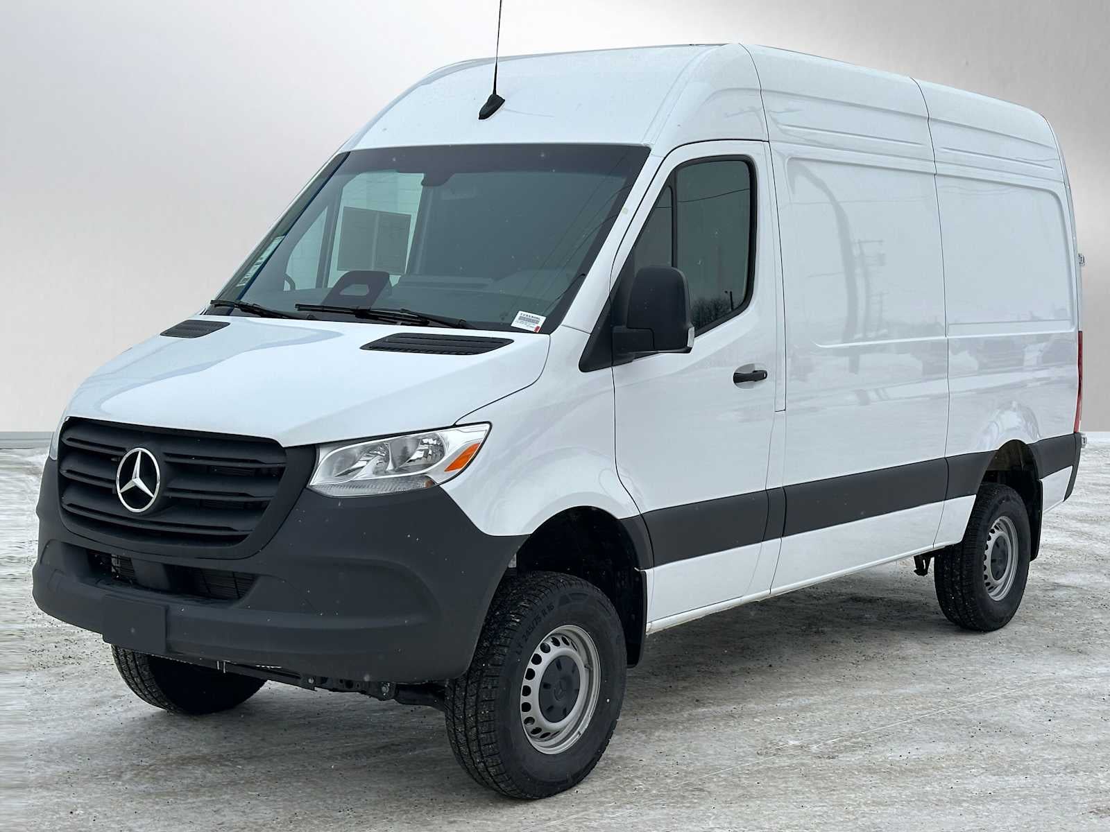 2025 Mercedes-Benz Sprinter Cargo Van 2500 Standard Roof I4 Diesel HO 144" AWD