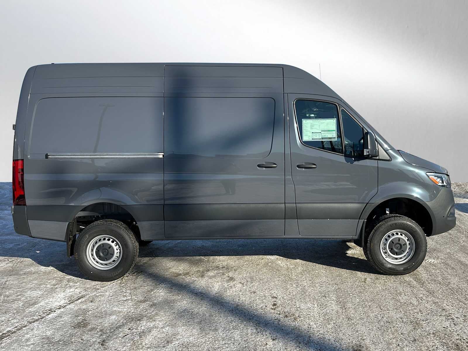 2026 Mercedes-Benz Sprinter 2500 Standard Roof I4 Diesel HO 144" AWD