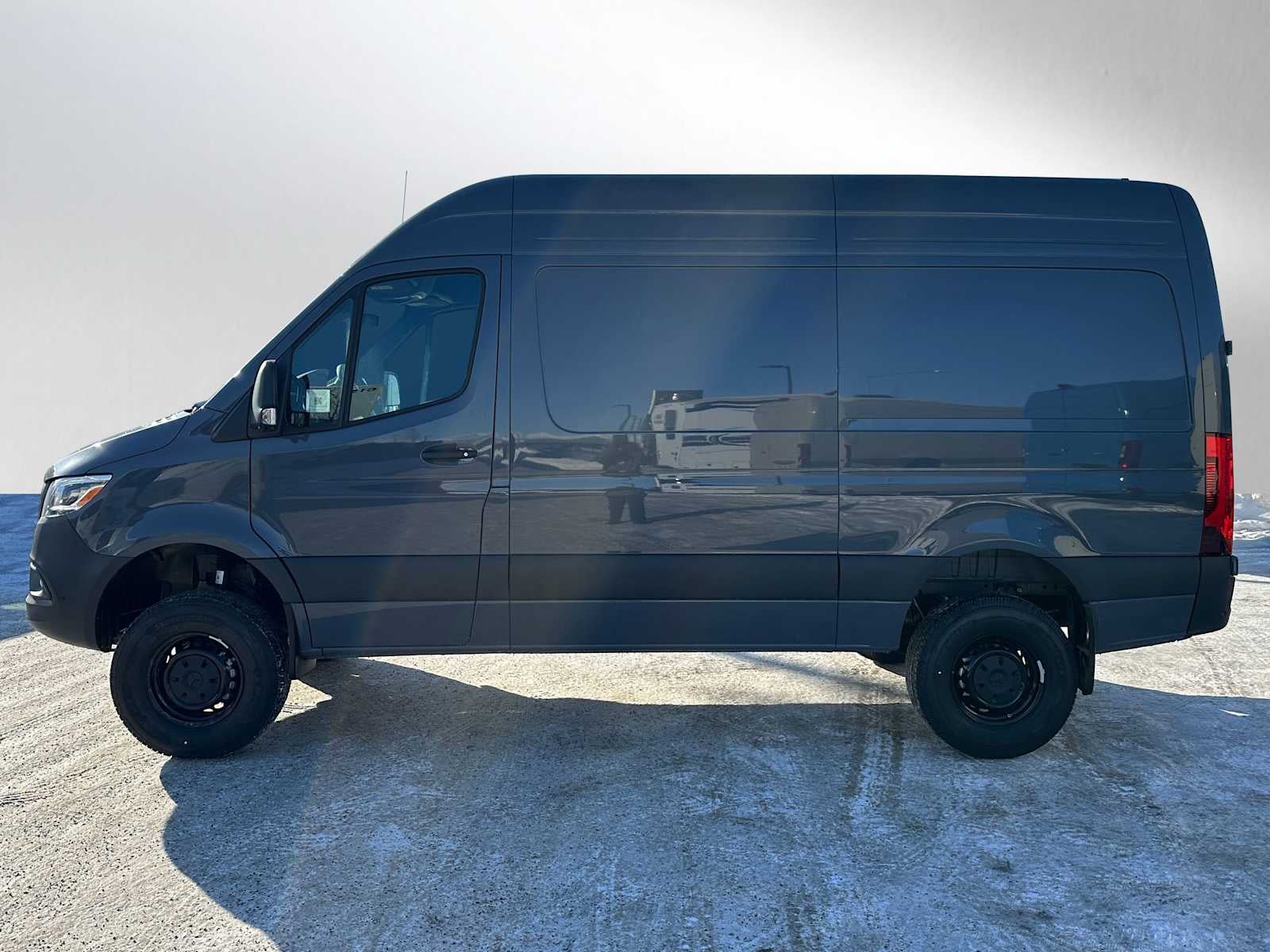 2026 Mercedes-Benz Sprinter 2500 Standard Roof I4 Diesel HO 144" AWD