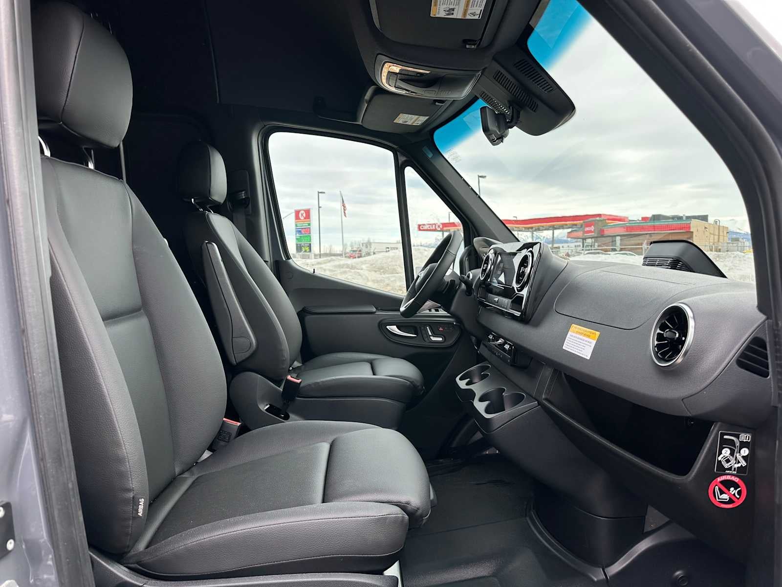 2026 Mercedes-Benz Sprinter 2500 Standard Roof I4 Diesel HO 144 AWD