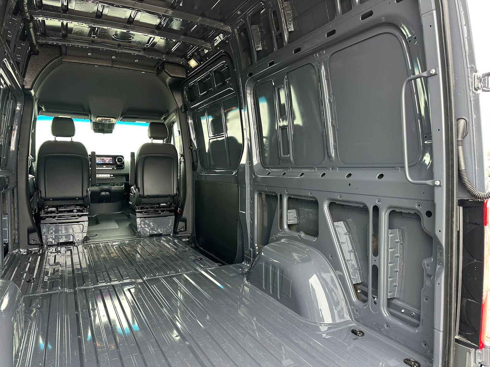 2026 Mercedes-Benz Sprinter 2500 Standard Roof I4 Diesel HO 144 AWD