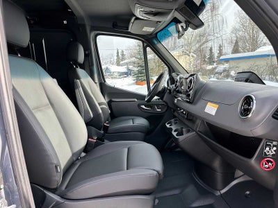 2026 Mercedes-Benz Sprinter 2500 Standard Roof I4 Diesel HO 144 AWD