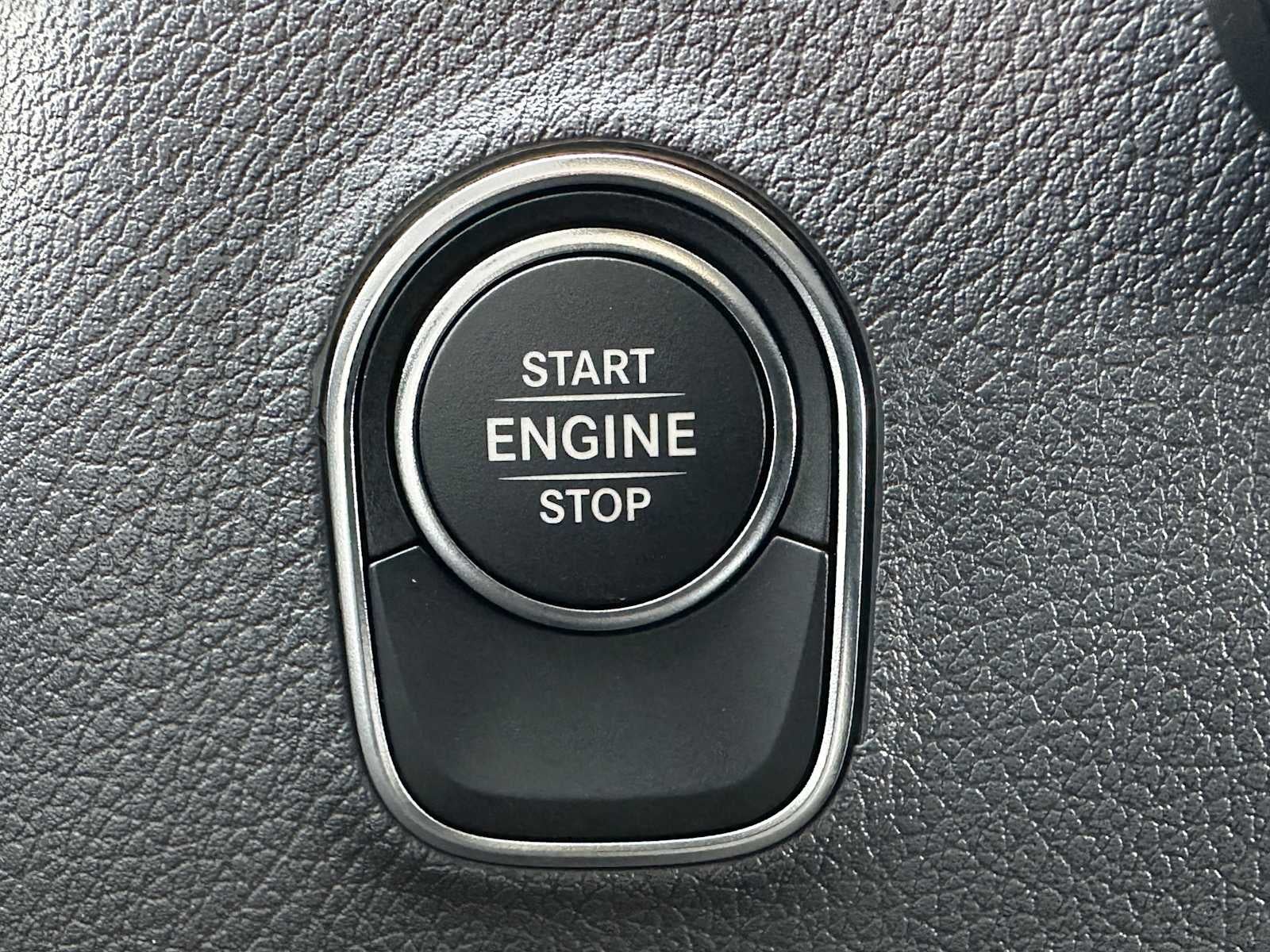 2026 Mercedes-Benz Sprinter 2500 Standard Roof I4 Diesel HO 144 AWD