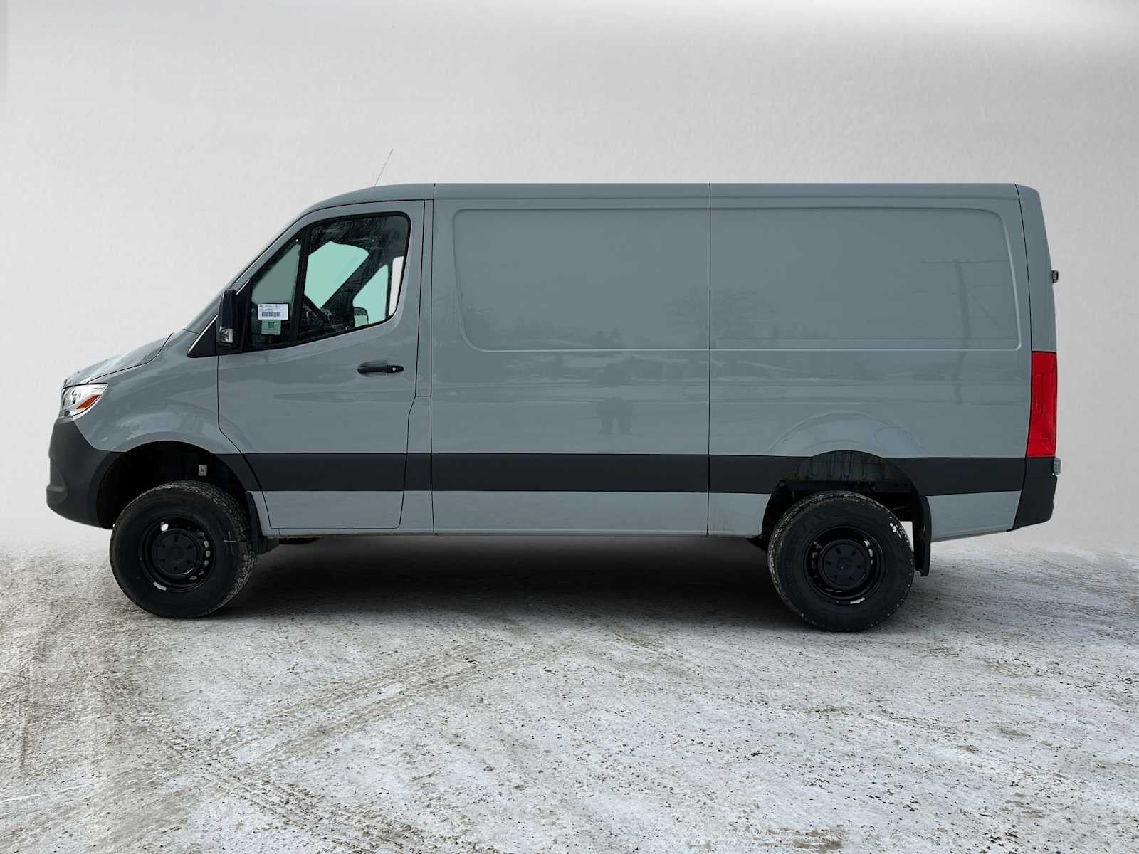 2025 Mercedes-Benz Sprinter Cargo Van 2500 Standard Roof I4 Diesel HO 144 AWD