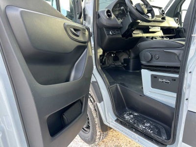 2025 Mercedes-Benz Sprinter Cargo Van 2500 Standard Roof I4 Diesel HO 144" AWD