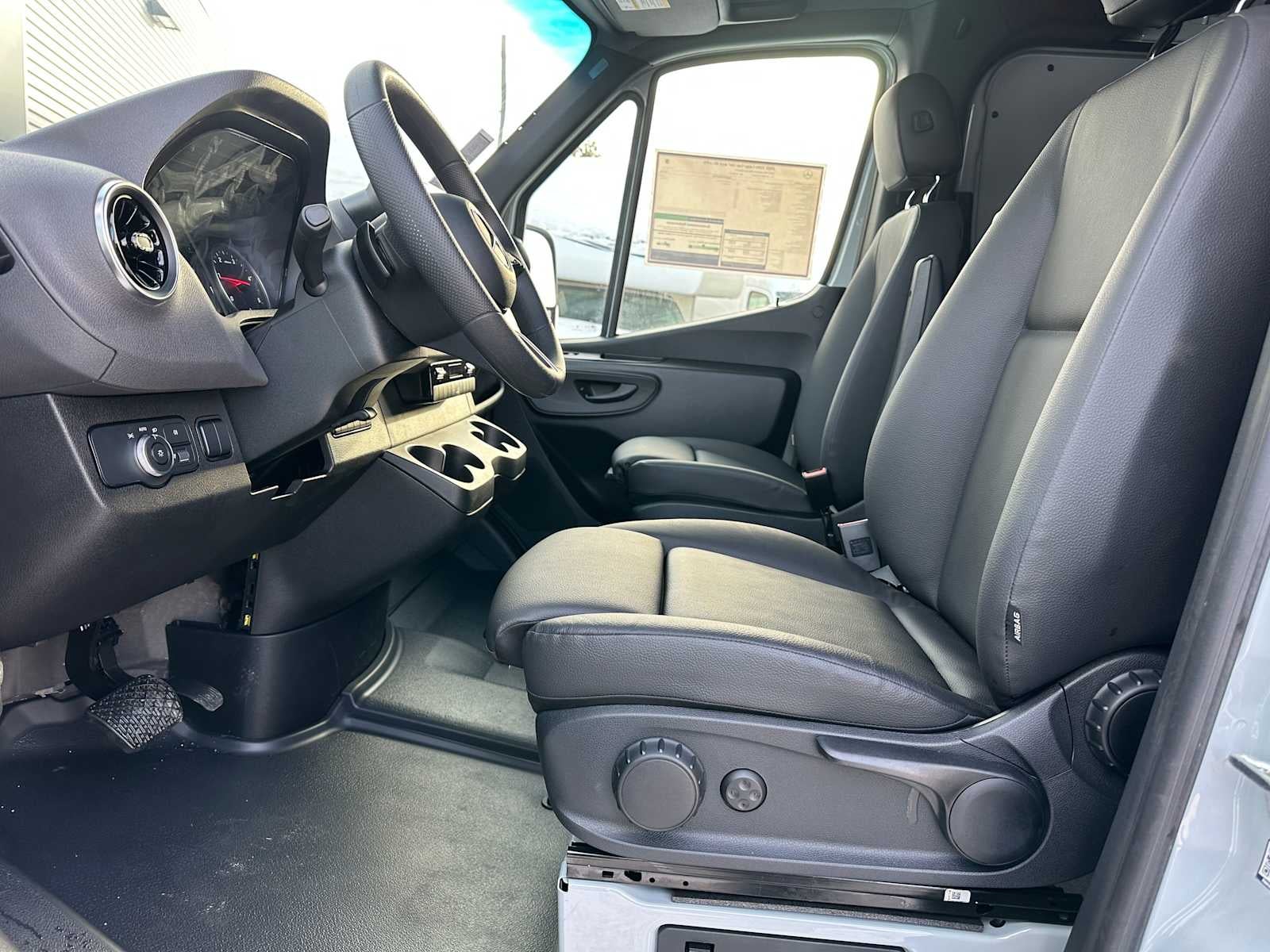 2025 Mercedes-Benz Sprinter Cargo Van 2500 Standard Roof I4 Diesel HO 144" AWD