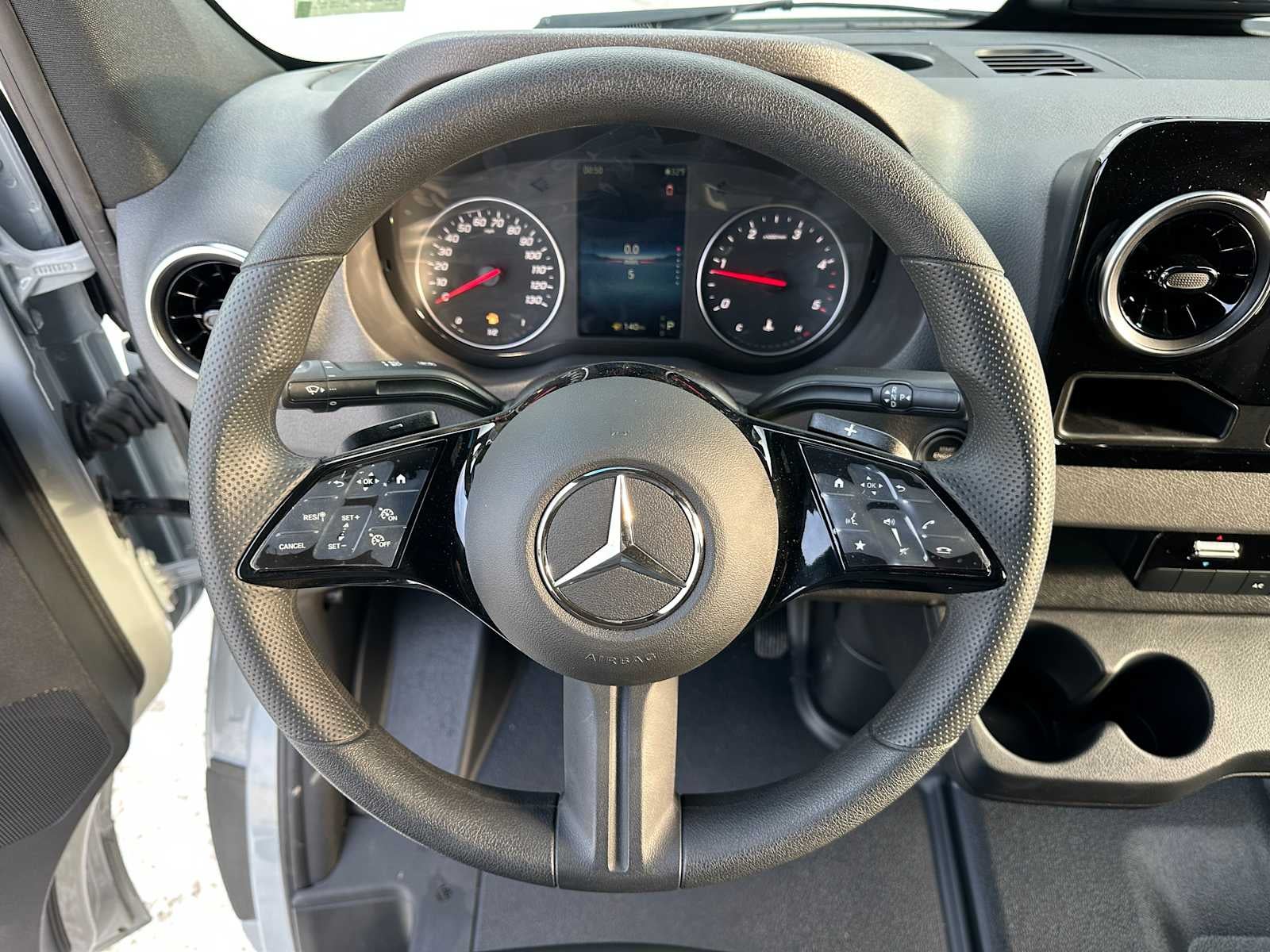 2025 Mercedes-Benz Sprinter Cargo Van 2500 Standard Roof I4 Diesel HO 144" AWD