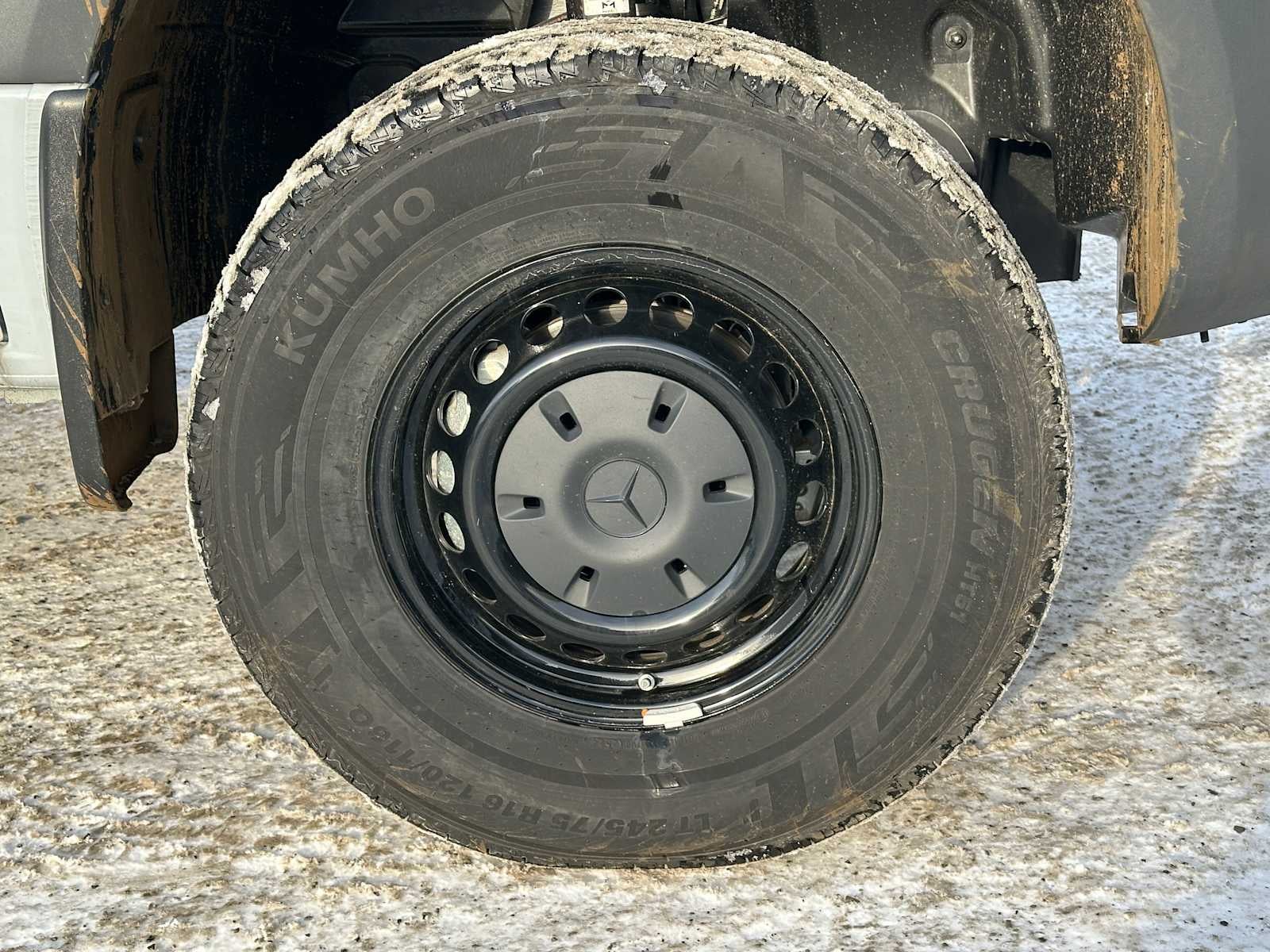 2025 Mercedes-Benz Sprinter Cargo Van 2500 Standard Roof I4 Diesel HO 144" AWD