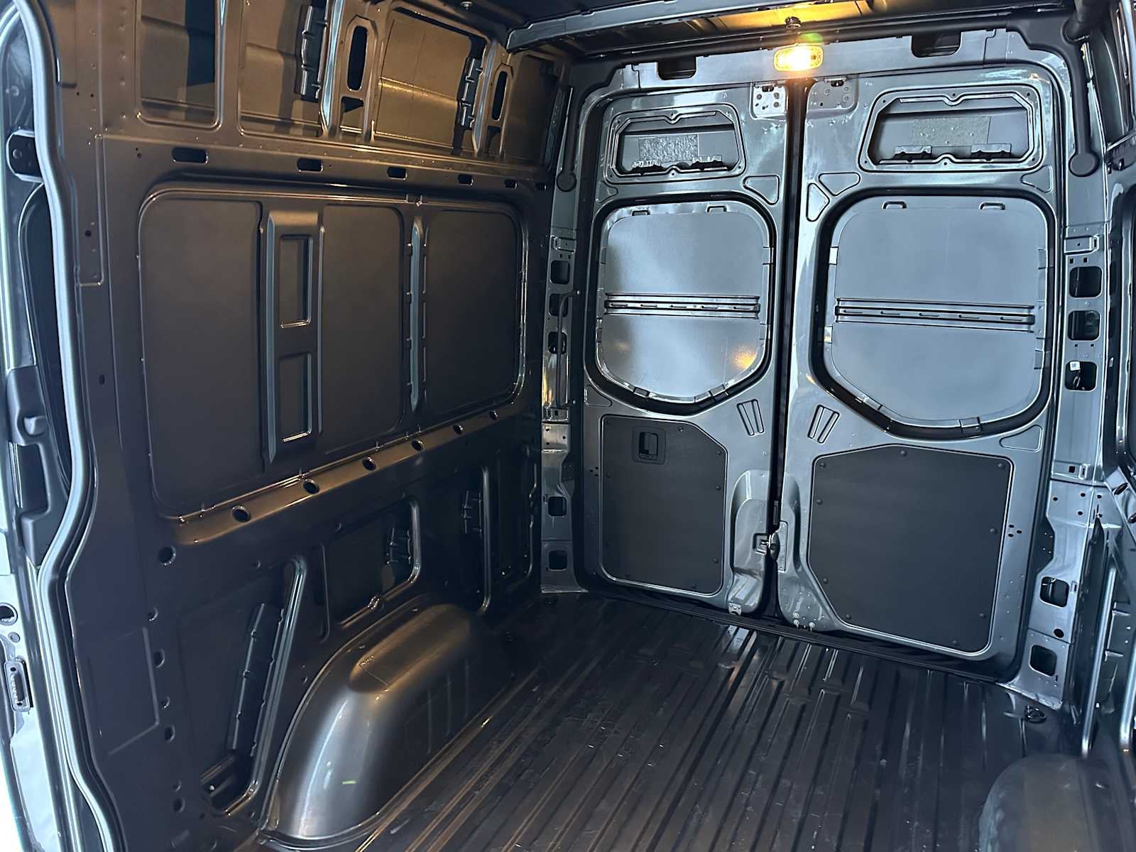 2026 Mercedes-Benz Sprinter 2500 Standard Roof I4 Diesel HO 144" AWD