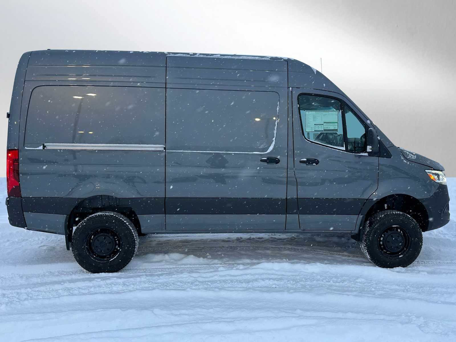 2026 Mercedes-Benz Sprinter 2500 Standard Roof I4 Diesel HO 144" AWD