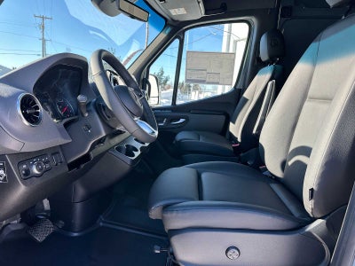 2026 Mercedes-Benz Sprinter 2500 Standard Roof I4 Diesel HO 144" AWD