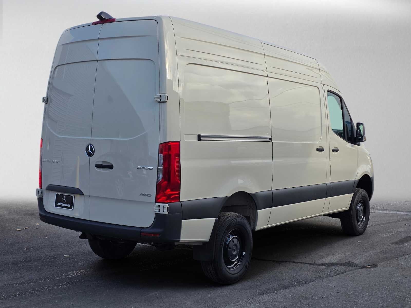 2025 Mercedes-Benz Sprinter Cargo 2500 Standard Roof I4 Diesel HO 144 AWD
