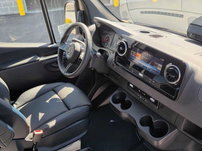 2026 Mercedes-Benz Sprinter 2500 Standard Roof I4 Diesel HO 144 AWD