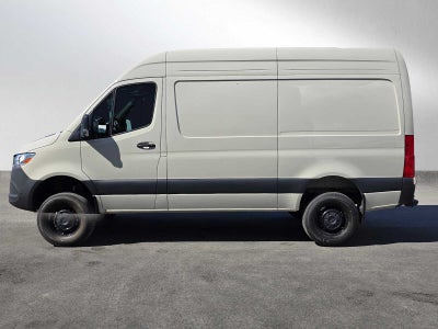 2026 Mercedes-Benz Sprinter 2500 Standard Roof I4 Diesel HO 144 AWD