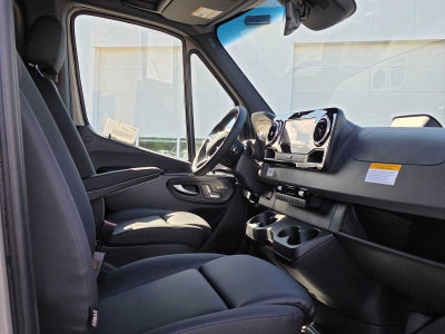 2026 Mercedes-Benz Sprinter 2500 Standard Roof I4 Diesel HO 144 AWD