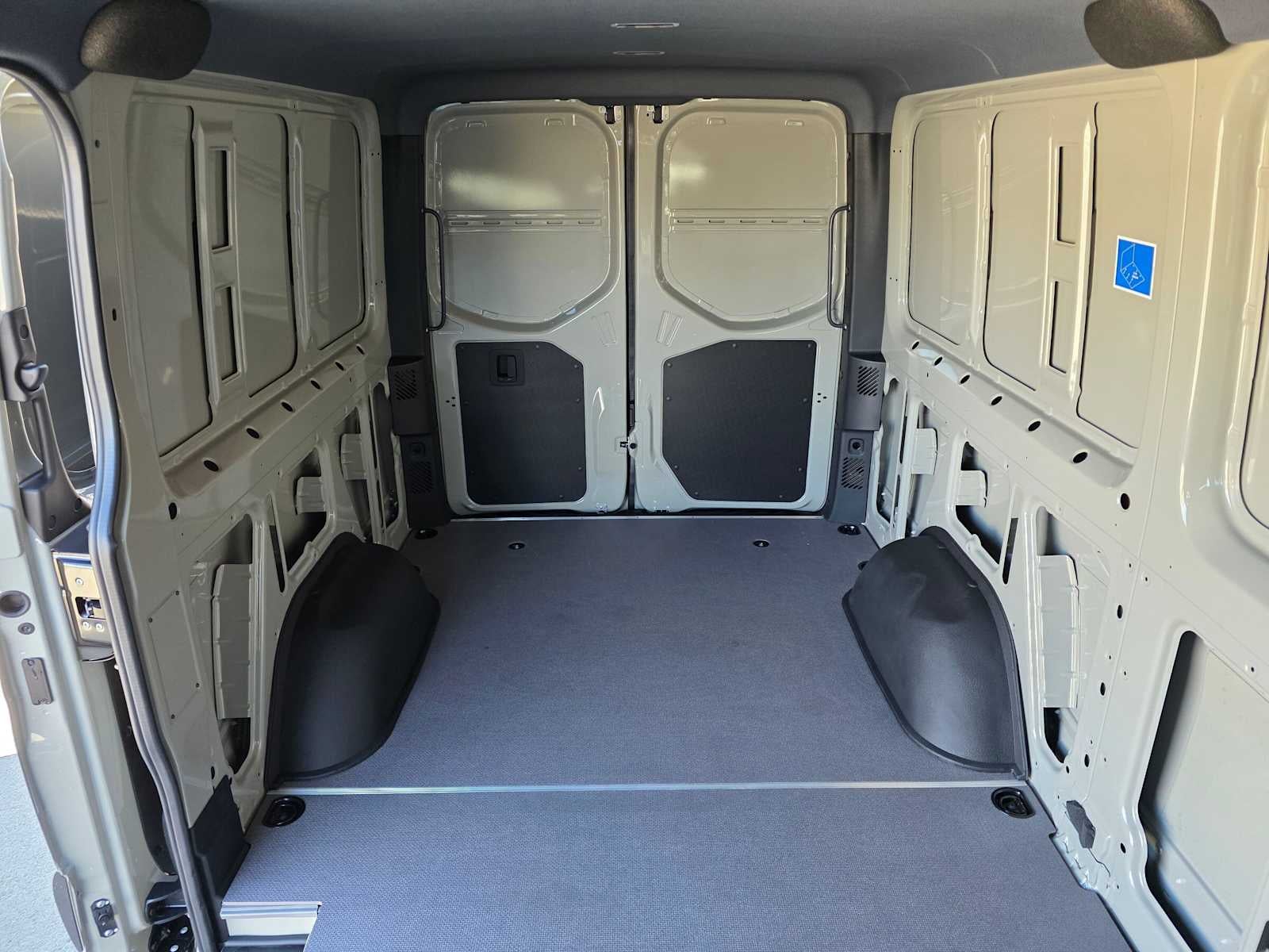 2026 Mercedes-Benz Sprinter 2500 Standard Roof I4 Diesel HO 144 AWD