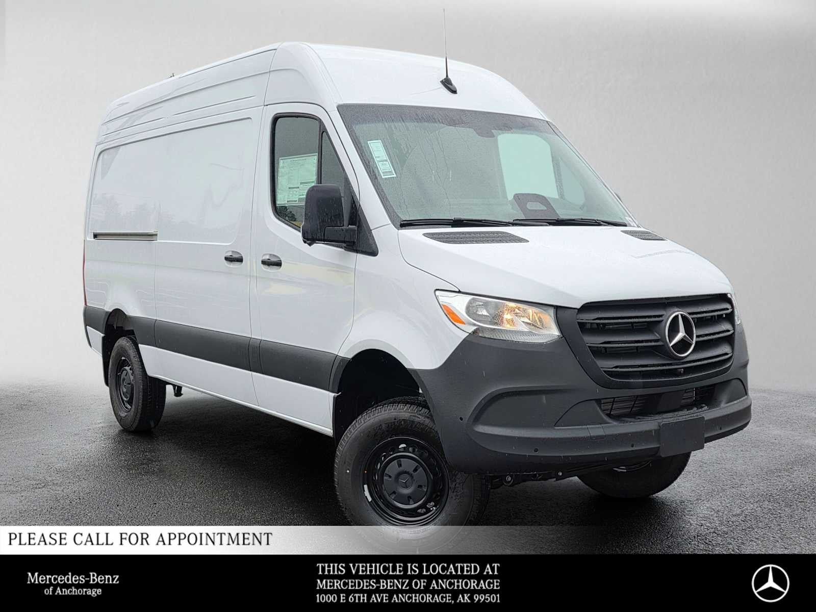 2026 Mercedes-Benz Sprinter Cargo 2500 Standard Roof I4 Diesel HO 144 AWD