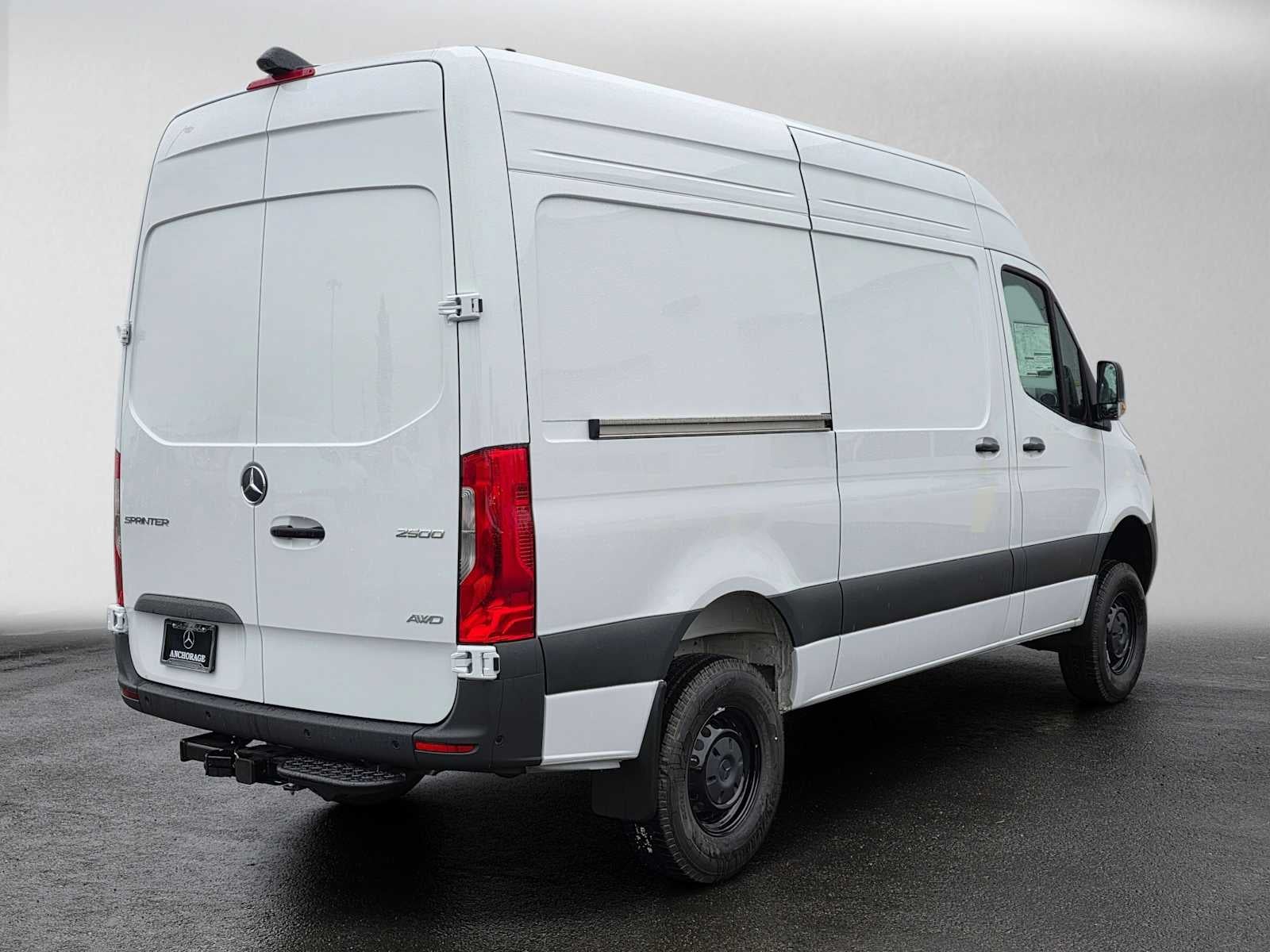 2026 Mercedes-Benz Sprinter Cargo 2500 Standard Roof I4 Diesel HO 144 AWD