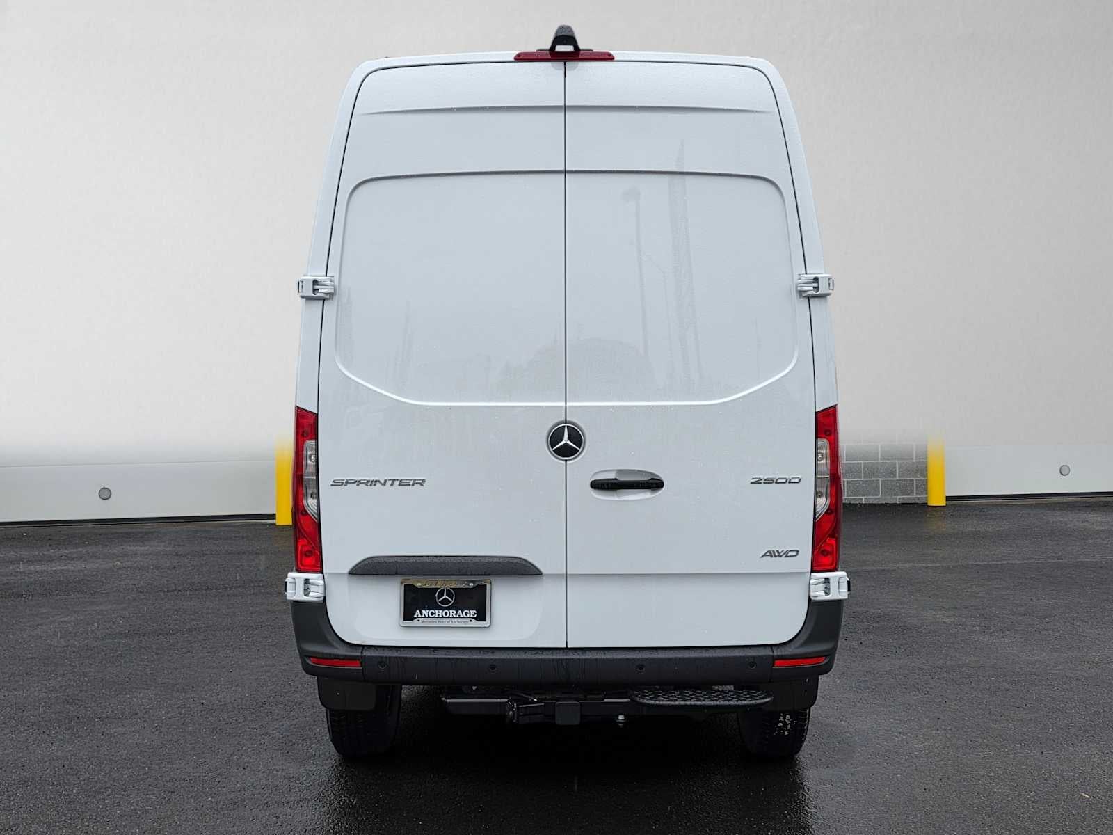 2026 Mercedes-Benz Sprinter Cargo 2500 Standard Roof I4 Diesel HO 144 AWD