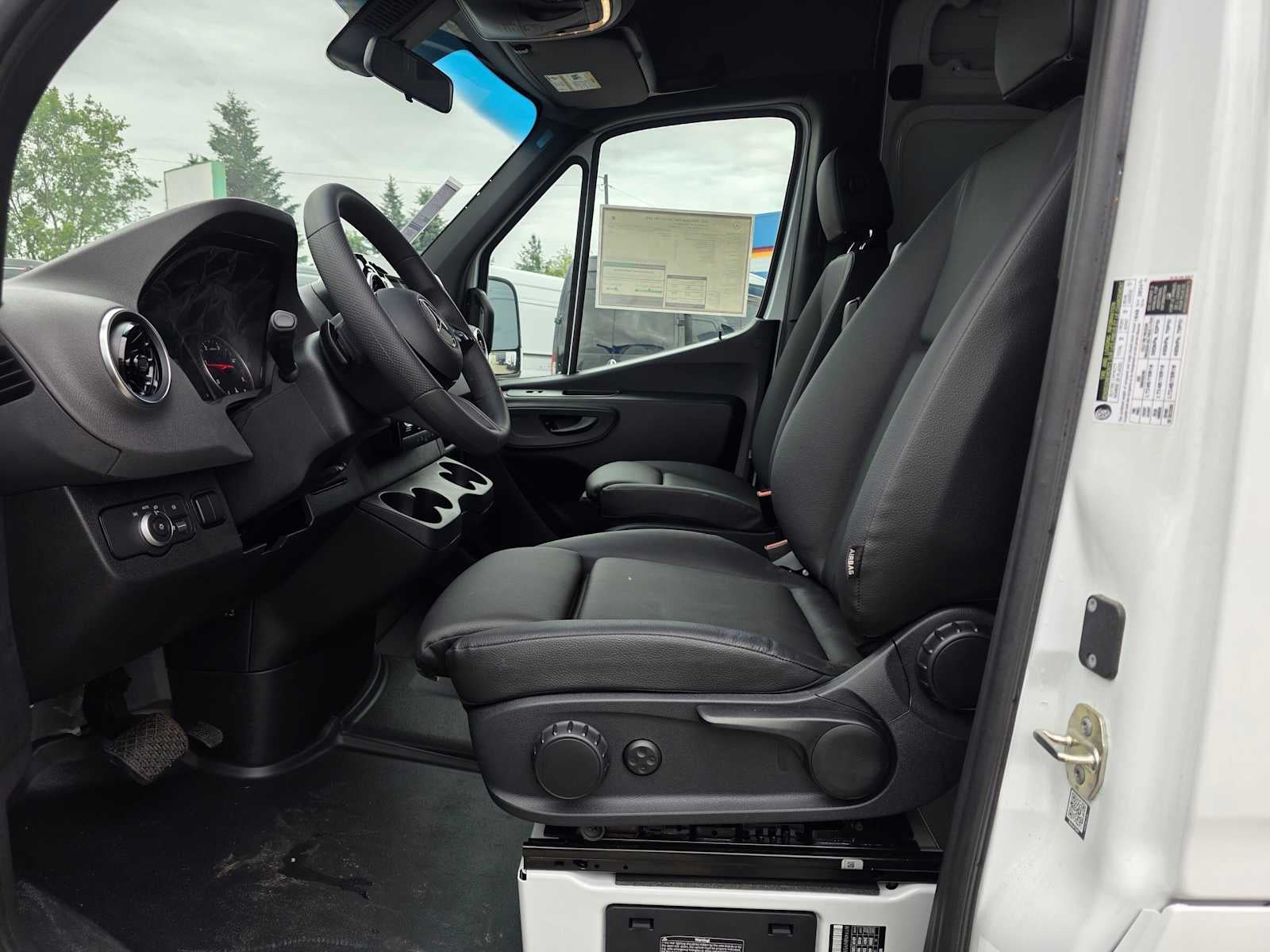 2025 Mercedes-Benz Sprinter Cargo Van 2500 Standard Roof I4 Diesel HO 144 AWD
