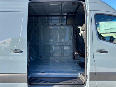 2026 Mercedes-Benz Sprinter 2500 Standard Roof I4 Diesel HO 144" AWD