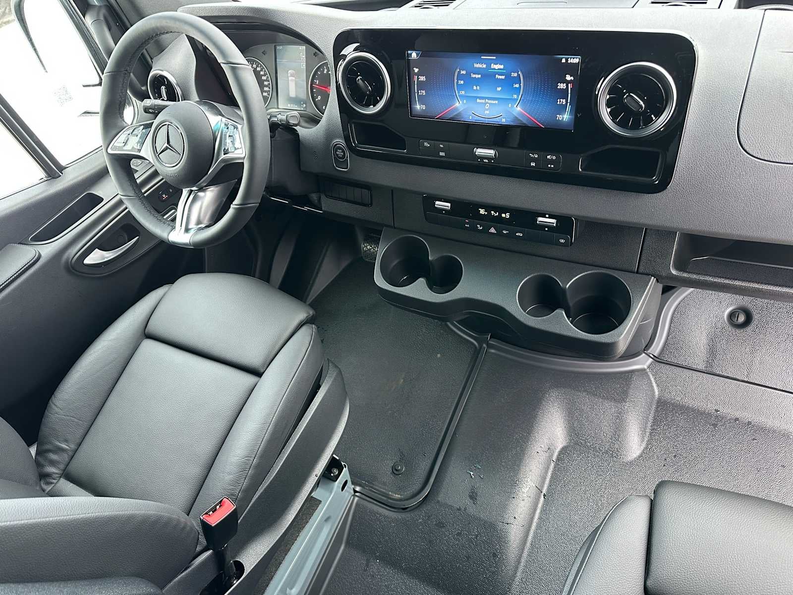 2026 Mercedes-Benz Sprinter 2500 Standard Roof I4 Diesel HO 144" AWD