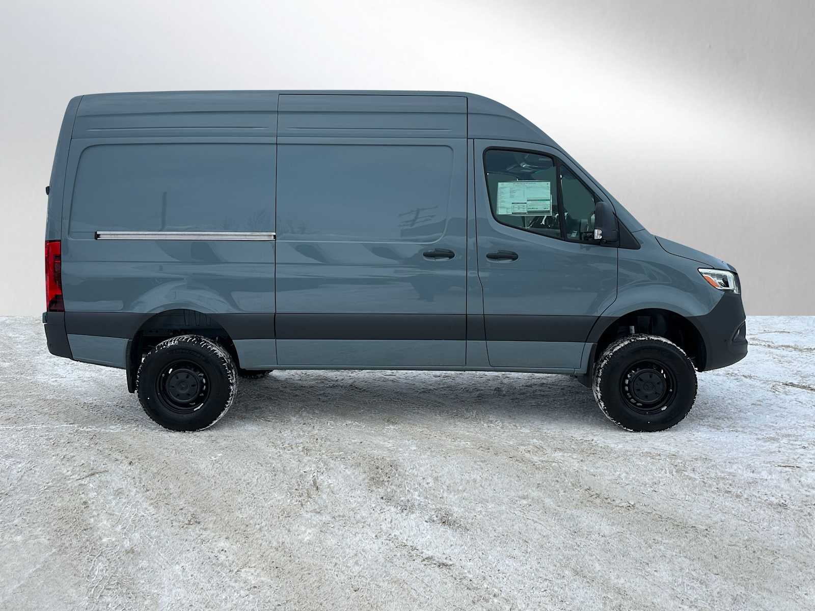 2026 Mercedes-Benz Sprinter 2500 Standard Roof I4 Diesel HO 144" AWD