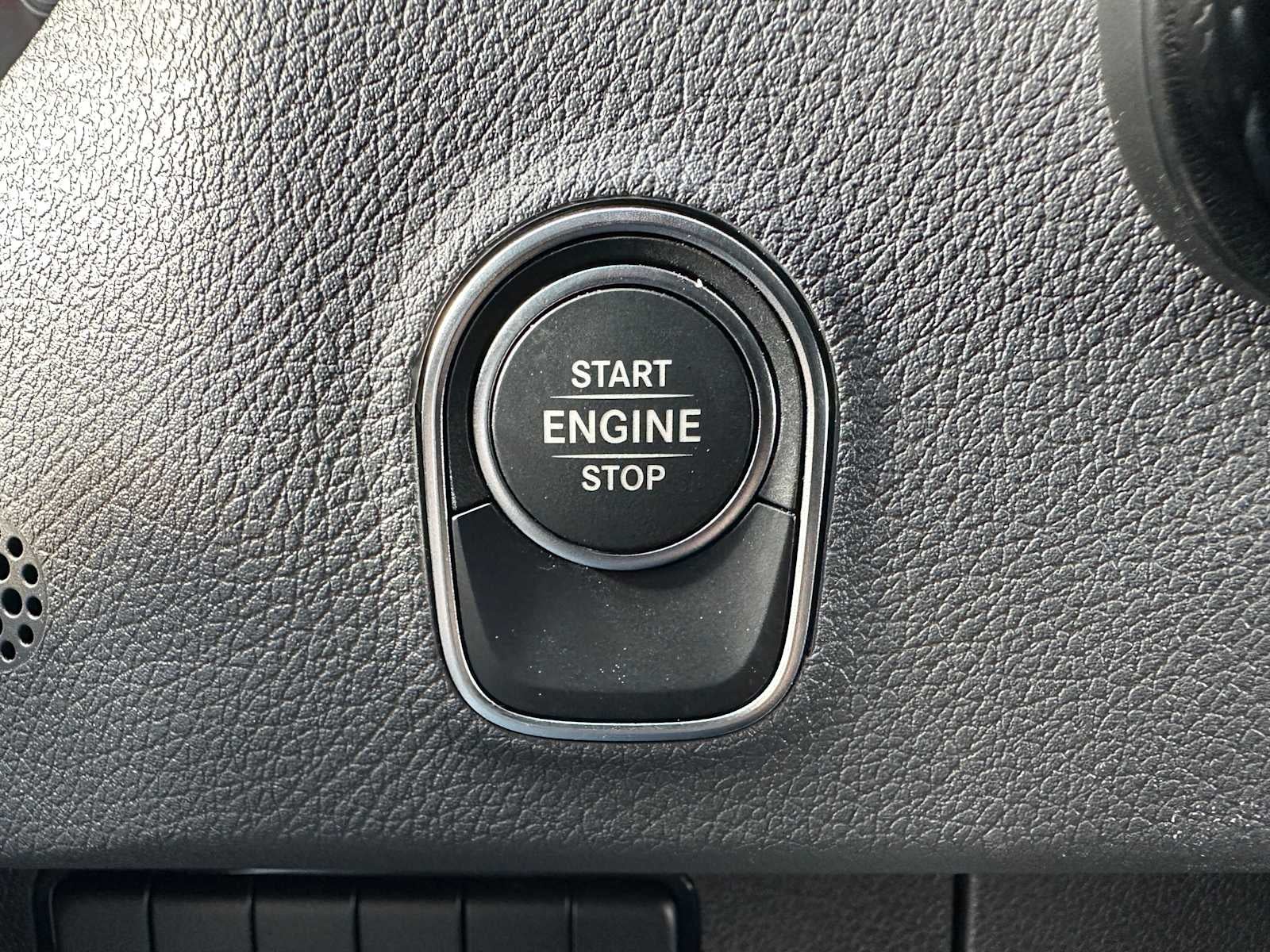 2026 Mercedes-Benz Sprinter 2500 Standard Roof I4 Diesel HO 144 AWD