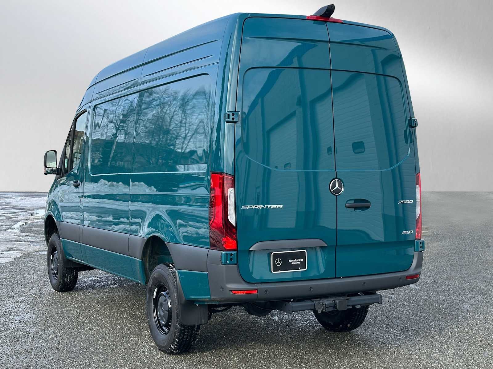 2026 Mercedes-Benz Sprinter 2500 Standard Roof I4 Diesel HO 144 AWD