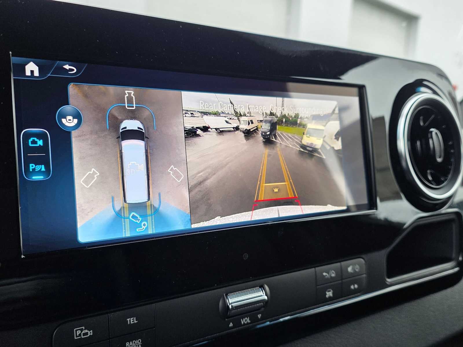 2026 Mercedes-Benz Sprinter Cargo 2500 Standard Roof I4 Diesel HO 144 AWD