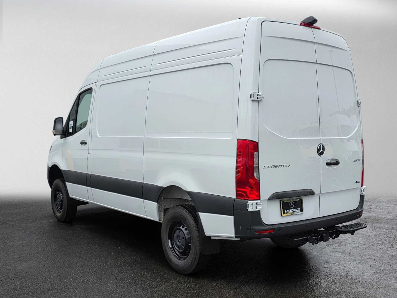 2026 Mercedes-Benz Sprinter Cargo 2500 Standard Roof I4 Diesel HO 144 AWD