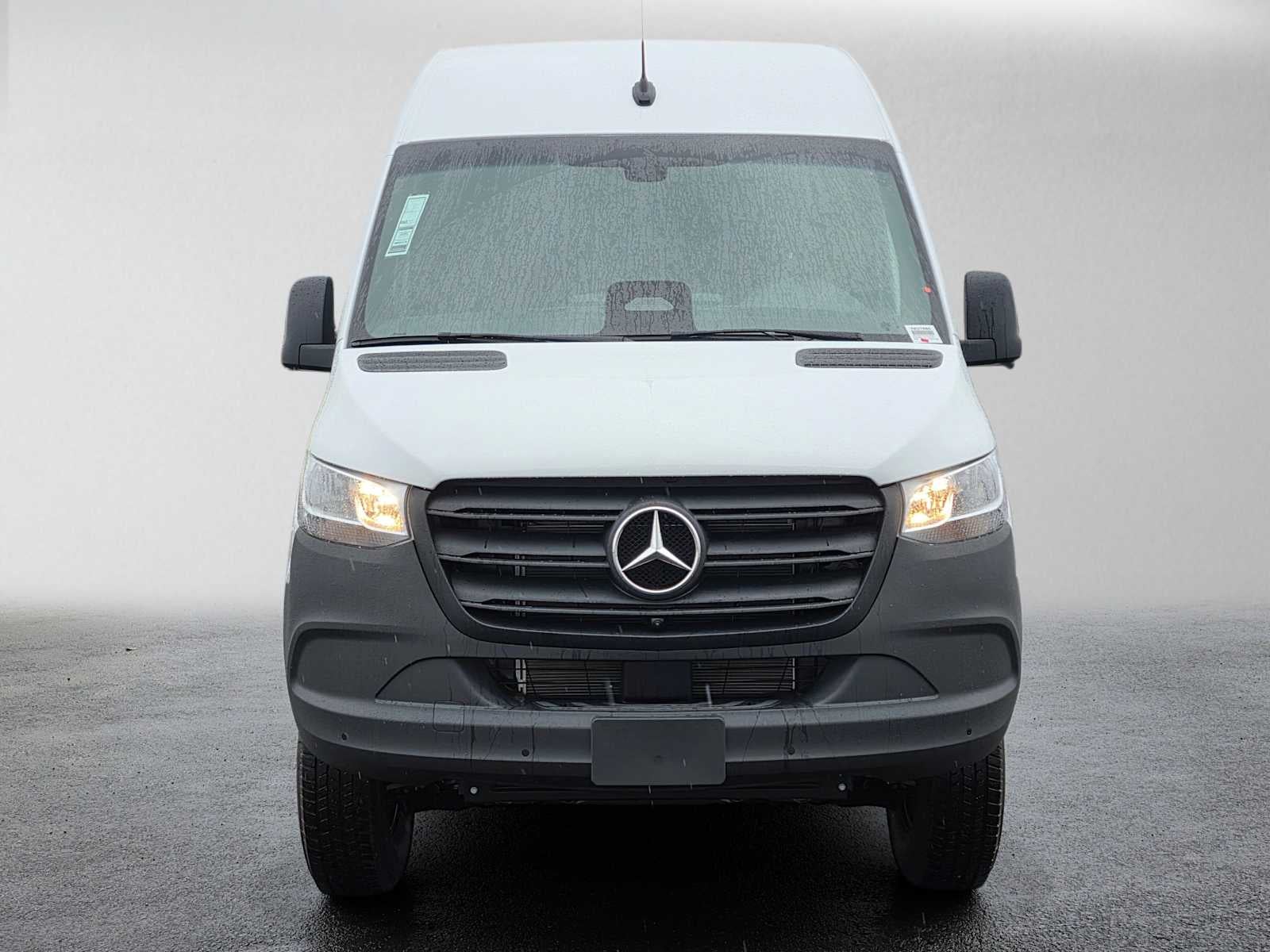 2026 Mercedes-Benz Sprinter Cargo 2500 Standard Roof I4 Diesel HO 144 AWD