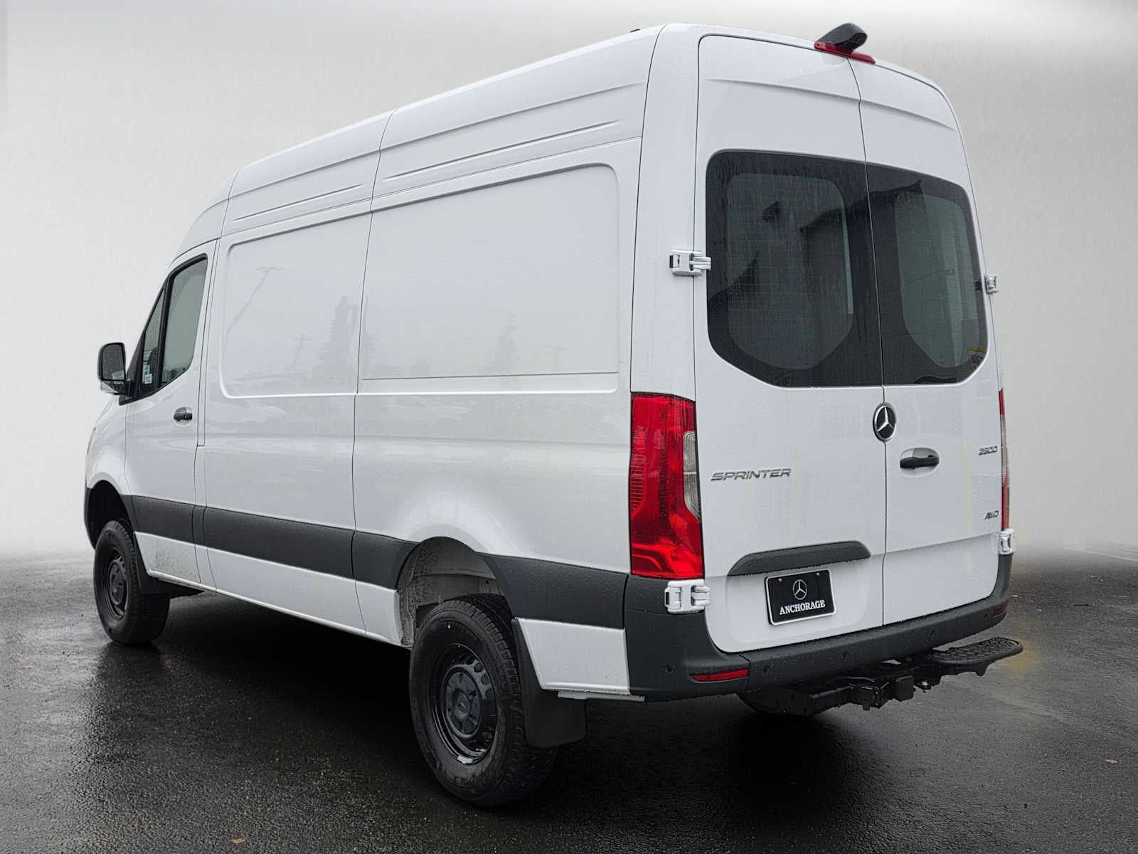 2026 Mercedes-Benz Sprinter Cargo 2500 Standard Roof I4 Diesel HO 144 AWD