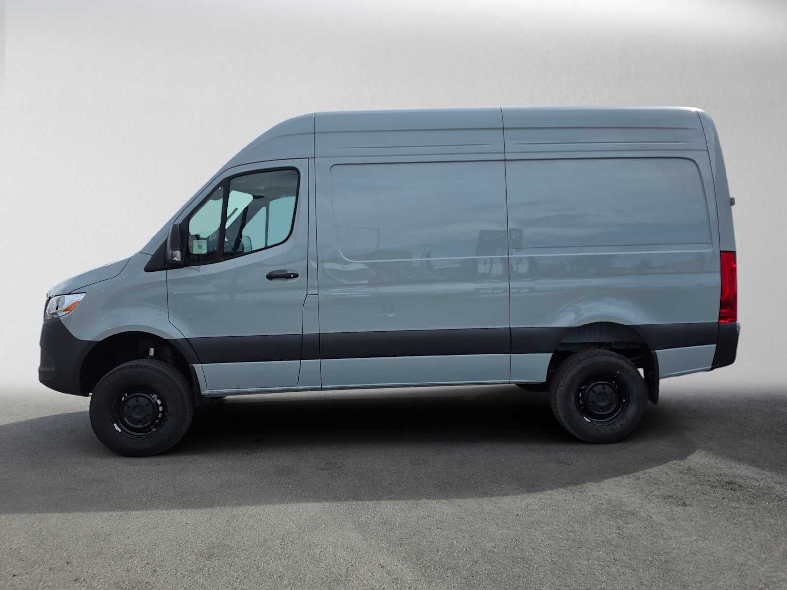 2025 Mercedes-Benz Sprinter Cargo Van 2500 Standard Roof I4 Diesel HO 144 AWD