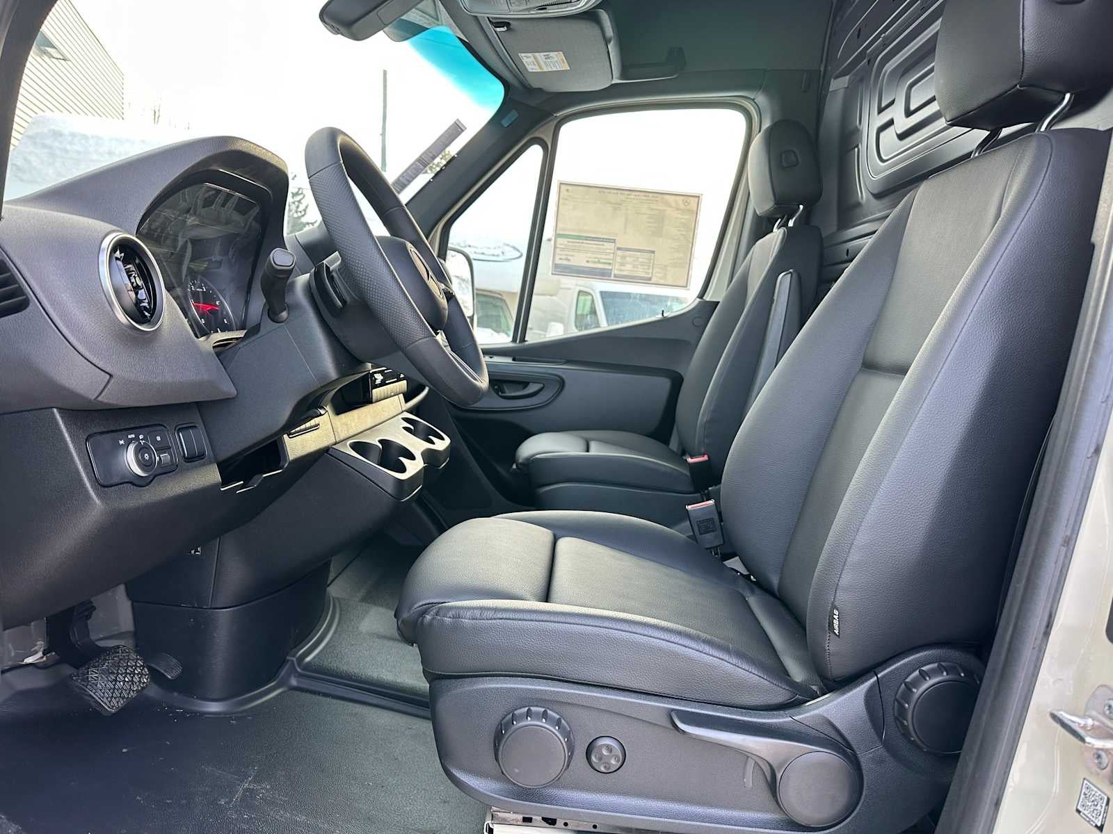 2025 Mercedes-Benz Sprinter Cargo Van 2500 Standard Roof I4 Diesel HO 144" AWD