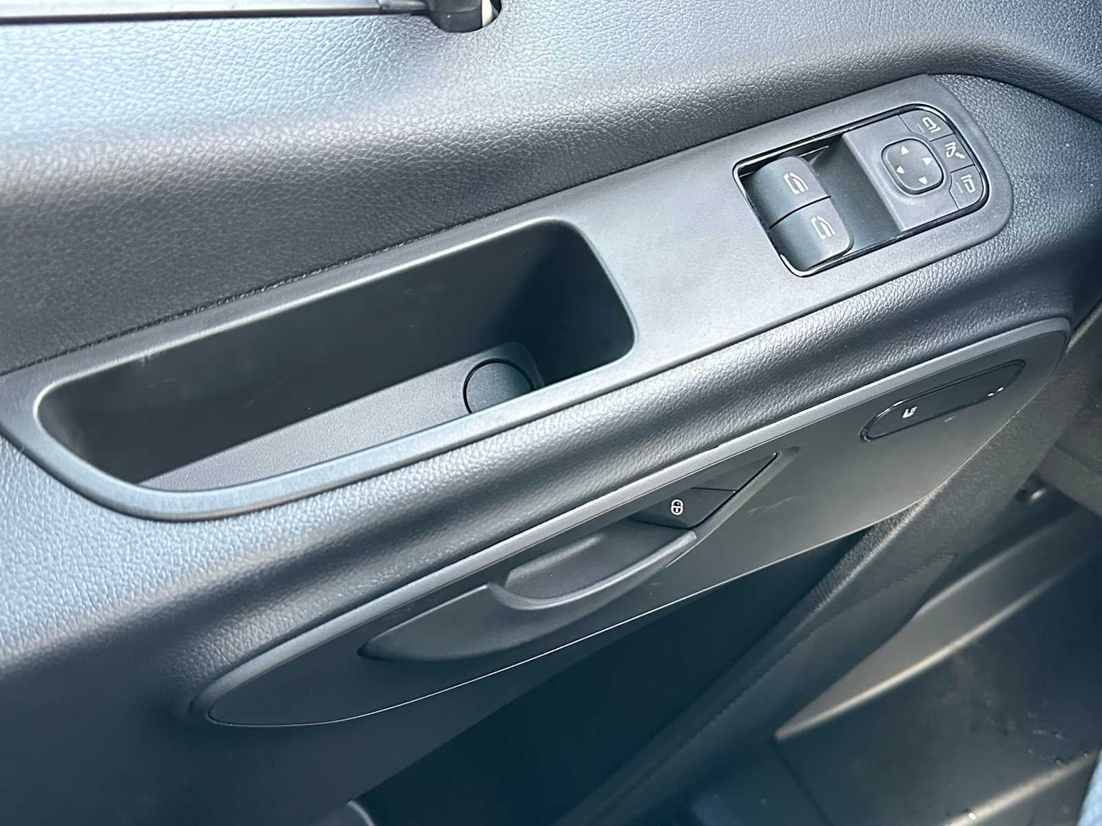 2025 Mercedes-Benz Sprinter Cargo Van 2500 Standard Roof I4 Diesel HO 144" AWD