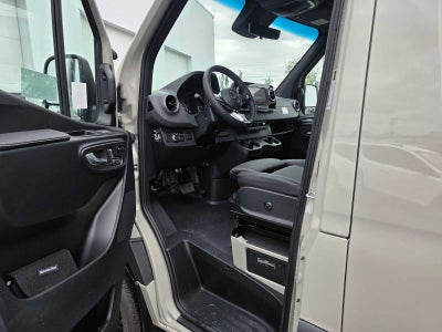 2026 Mercedes-Benz Sprinter 2500 Standard Roof I4 Diesel HO 144 AWD