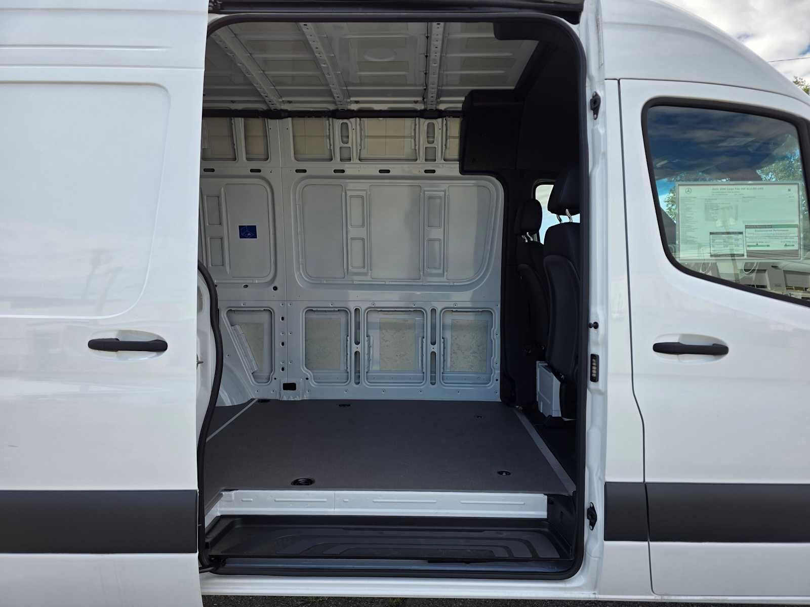 2025 Mercedes-Benz Sprinter Cargo Van 2500 Standard Roof I4 Diesel HO 144 AWD