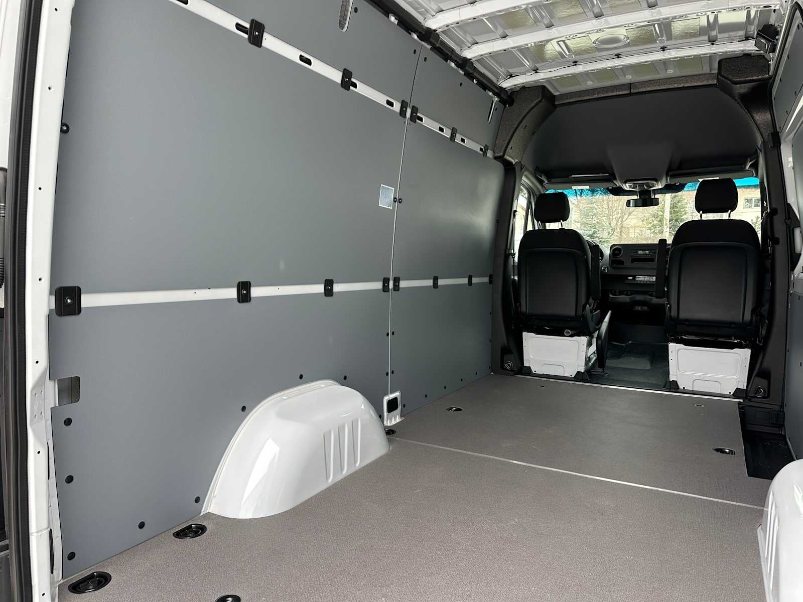 2025 Mercedes-Benz Sprinter Cargo Van 2500 Standard Roof I4 Diesel HO 144" AWD