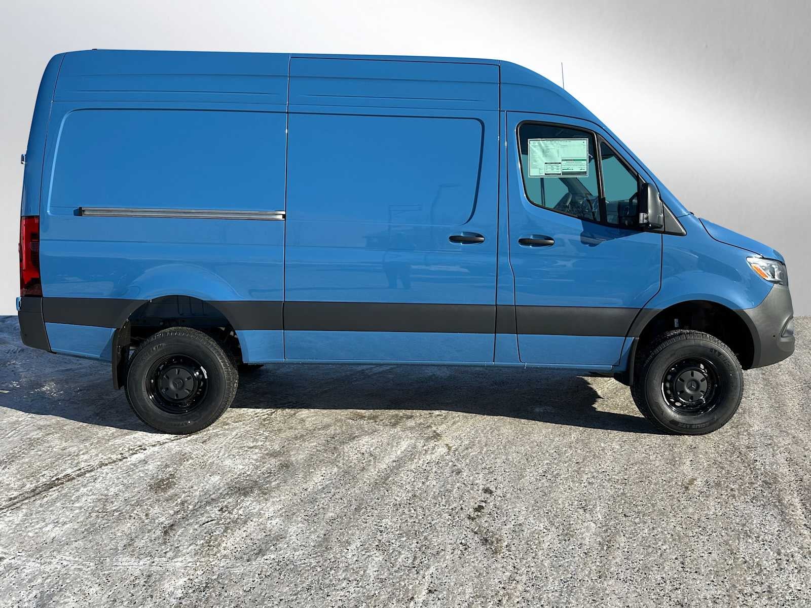 2026 Mercedes-Benz Sprinter 2500 Standard Roof I4 Diesel HO 144" AWD