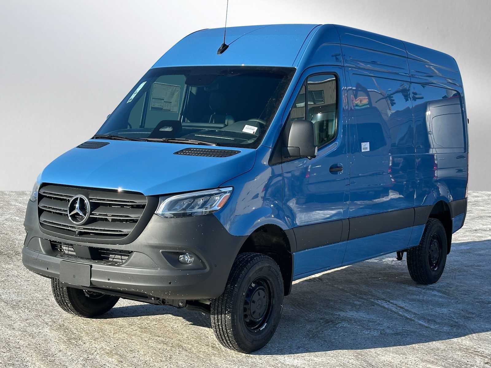 2026 Mercedes-Benz Sprinter 2500 Standard Roof I4 Diesel HO 144" AWD