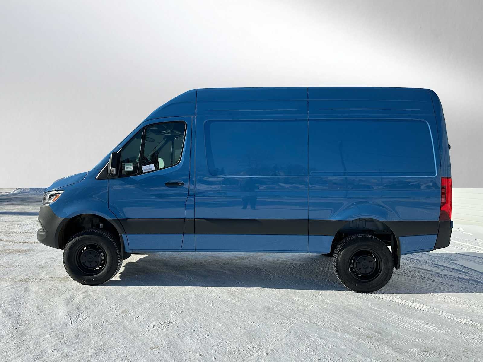 2026 Mercedes-Benz Sprinter 2500 Standard Roof I4 Diesel HO 144" AWD