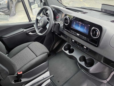 2026 Mercedes-Benz Sprinter 2500 Standard Roof I4 Diesel HO 144 AWD