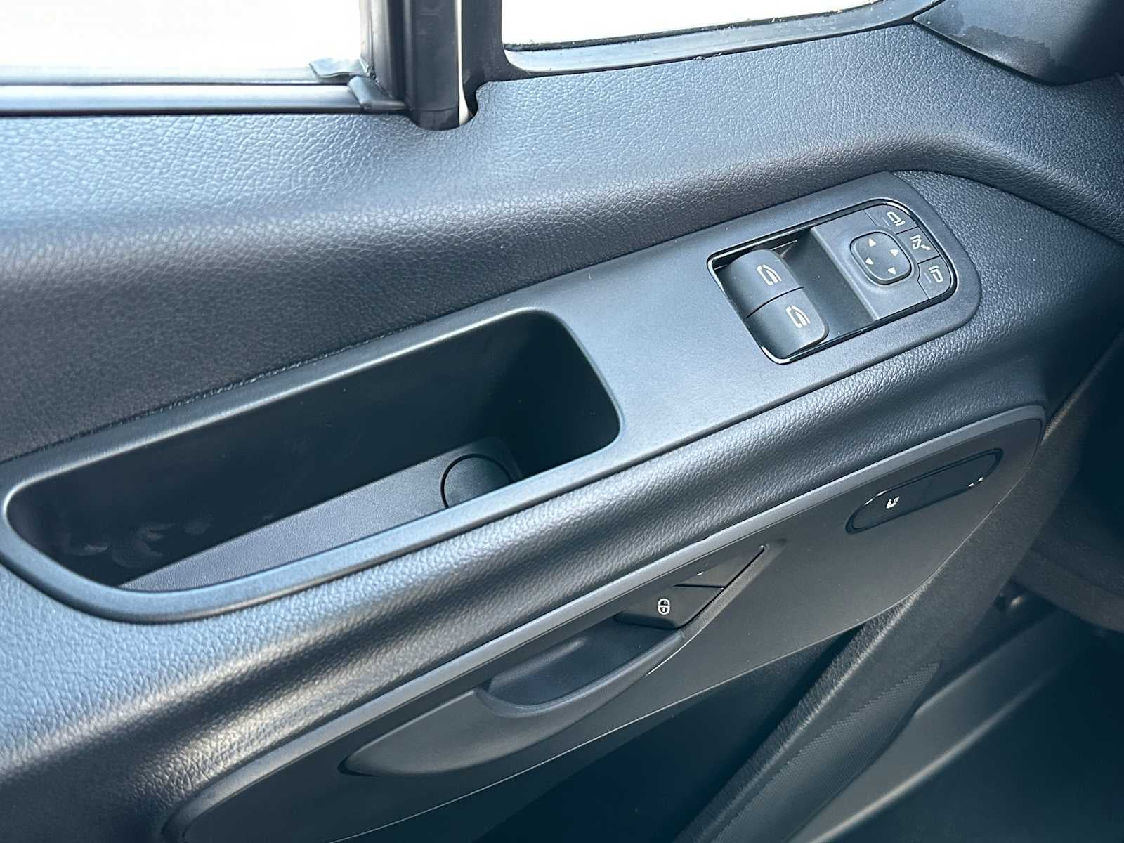 2025 Mercedes-Benz Sprinter Cargo Van 2500 Standard Roof I4 Diesel HO 144" AWD