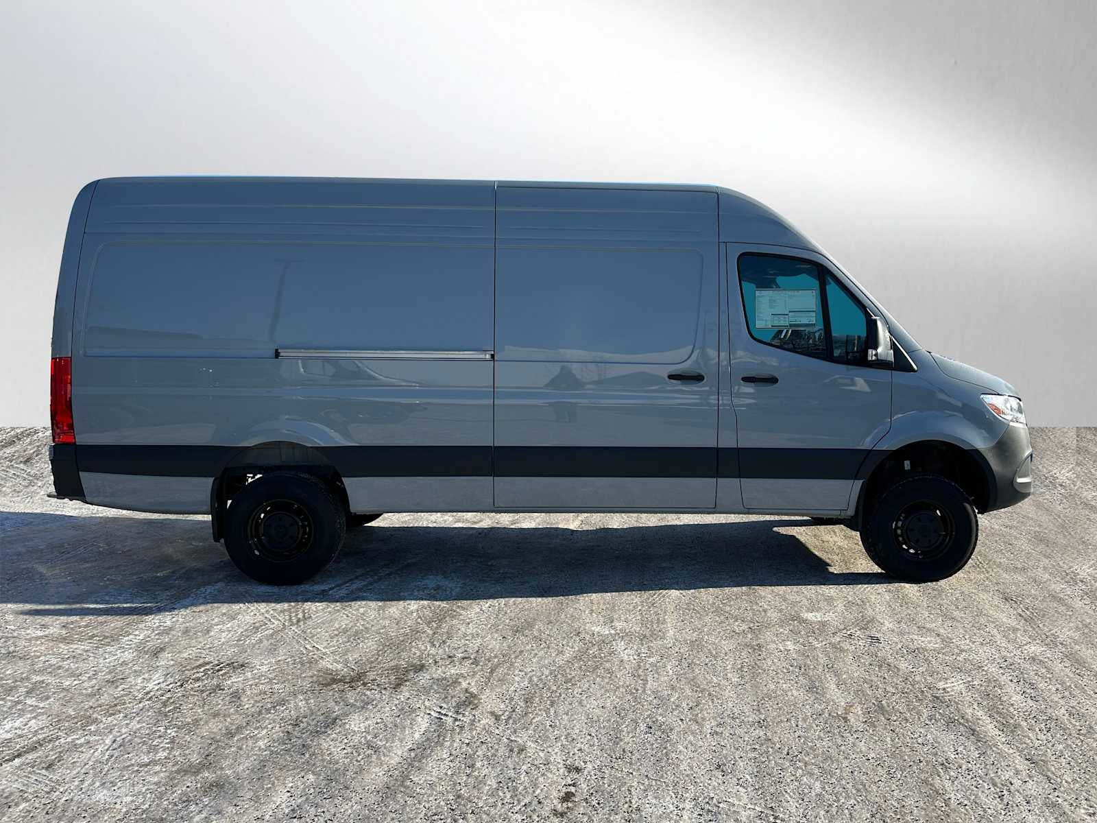 2025 Mercedes-Benz Sprinter Cargo Van 2500 Standard Roof I4 Diesel HO 144" AWD