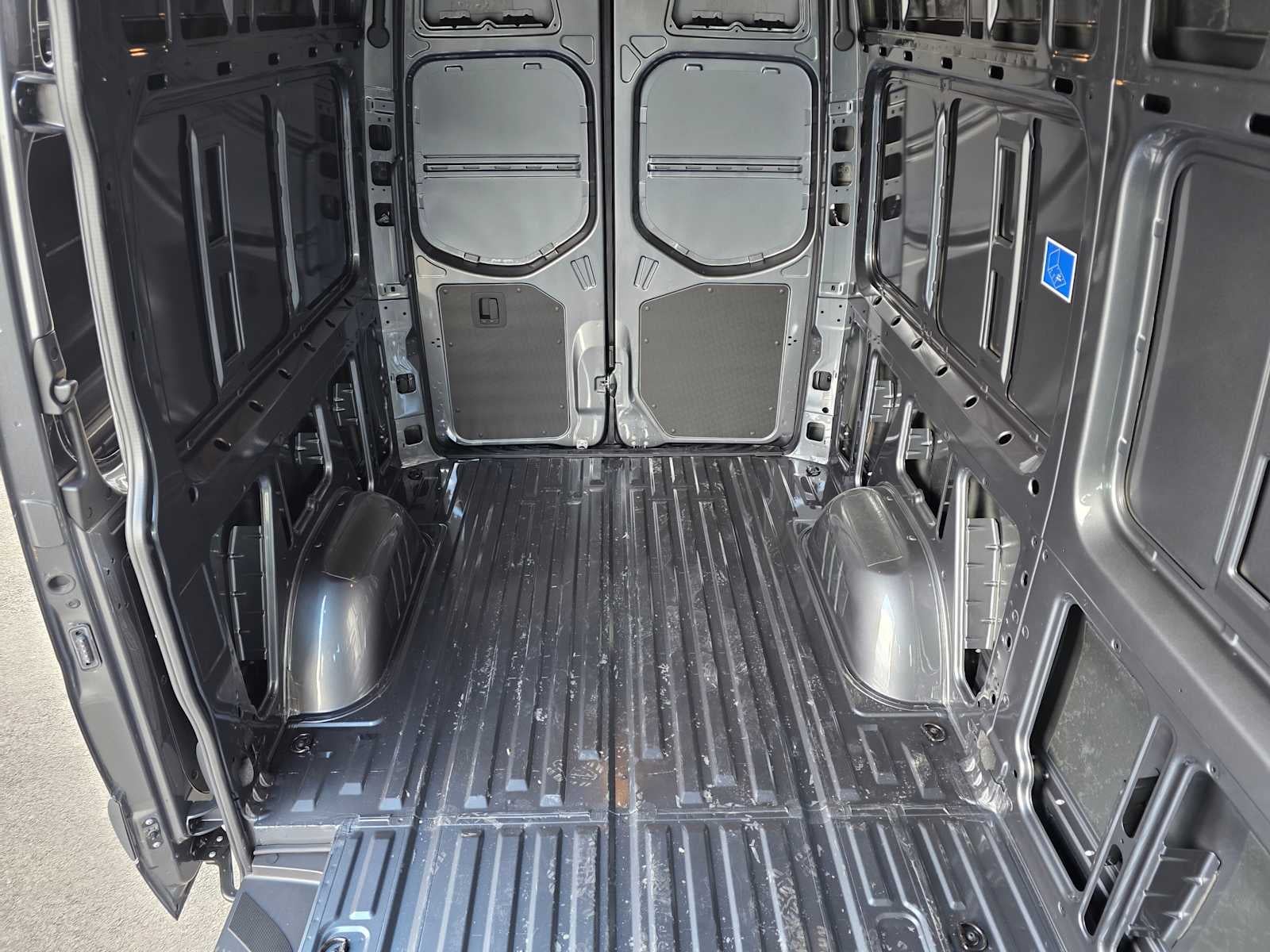 2026 Mercedes-Benz Sprinter 2500 Standard Roof I4 Diesel HO 144 AWD