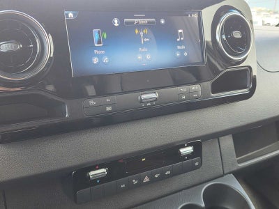 2026 Mercedes-Benz Sprinter 2500 Standard Roof I4 Diesel HO 144 AWD