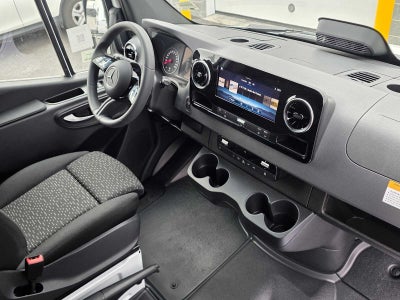 2026 Mercedes-Benz Sprinter 2500 Standard Roof I4 Diesel HO 144 AWD