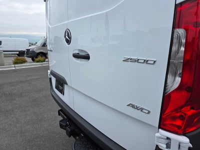 2026 Mercedes-Benz Sprinter 2500 Standard Roof I4 Diesel HO 144 AWD